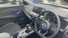 Nissan Qashqai 1.3 DiG-T MH Acenta Premium 5dr Petrol Hatchback